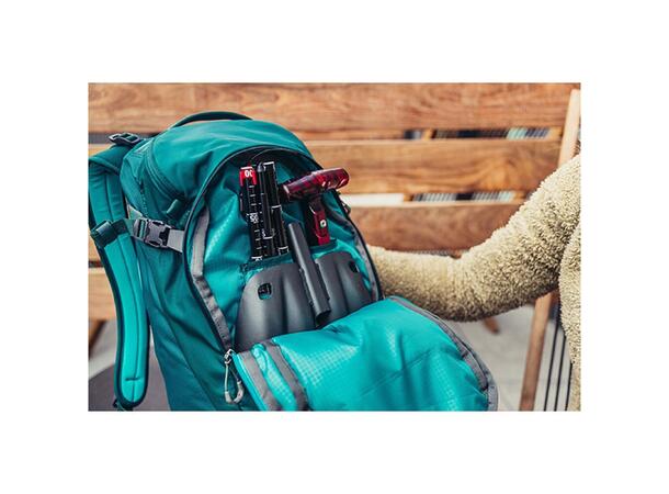 Targhee Womens 24 Emeral Teal 